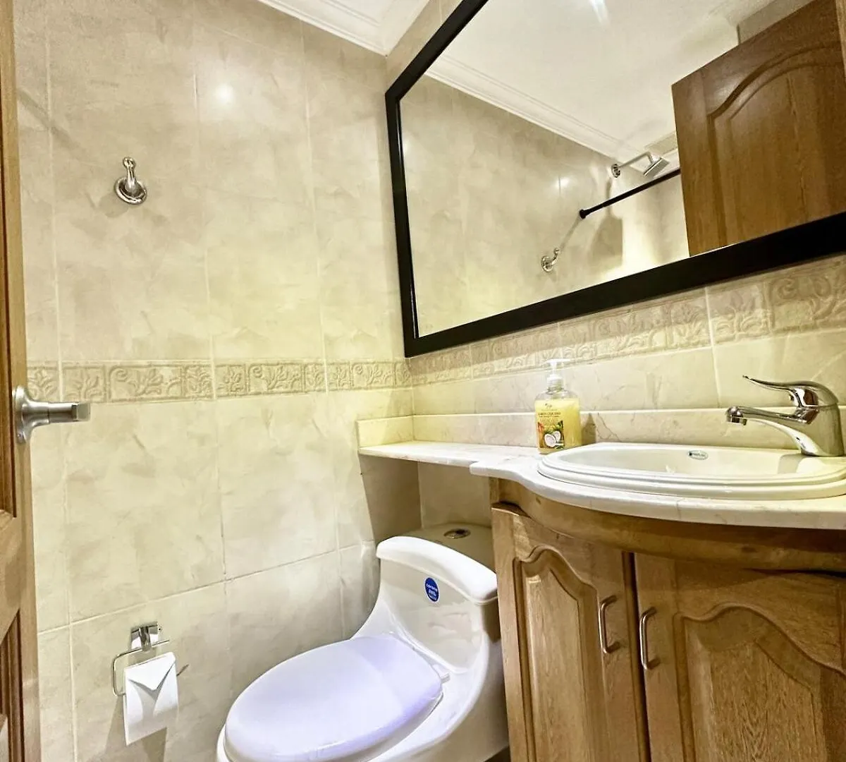Beautiful Laureles Apartment Medellín