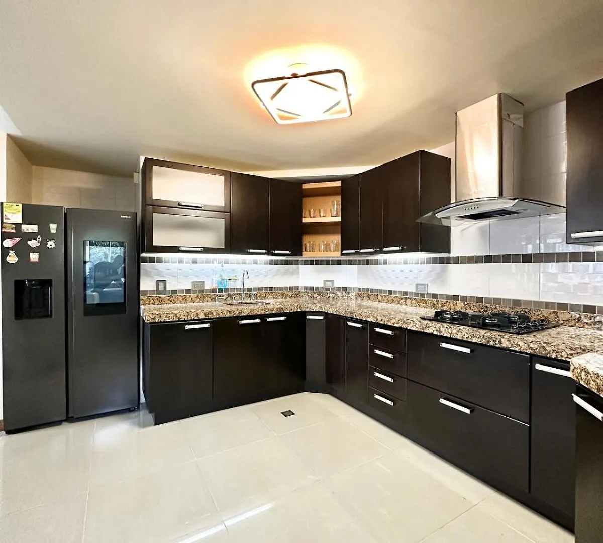 Beautiful Laureles Apartment Medellin